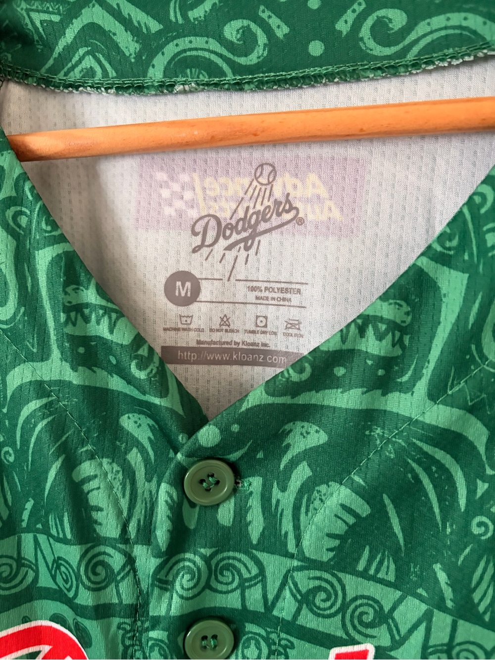 LA Los Dodgers Green & Red Baseball Jersey - Picture 3 of 4